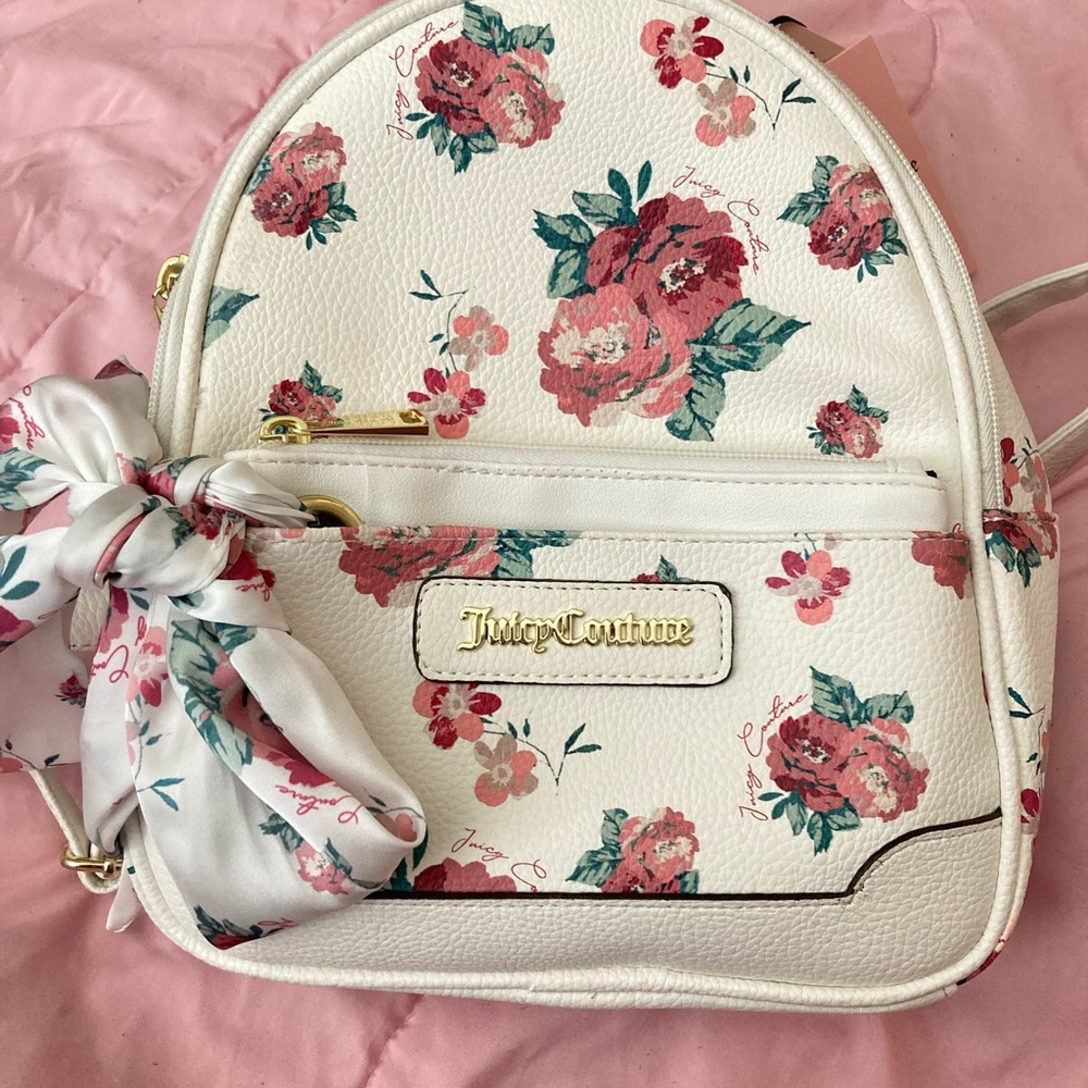 Small Backpack - Picture 9 of 9